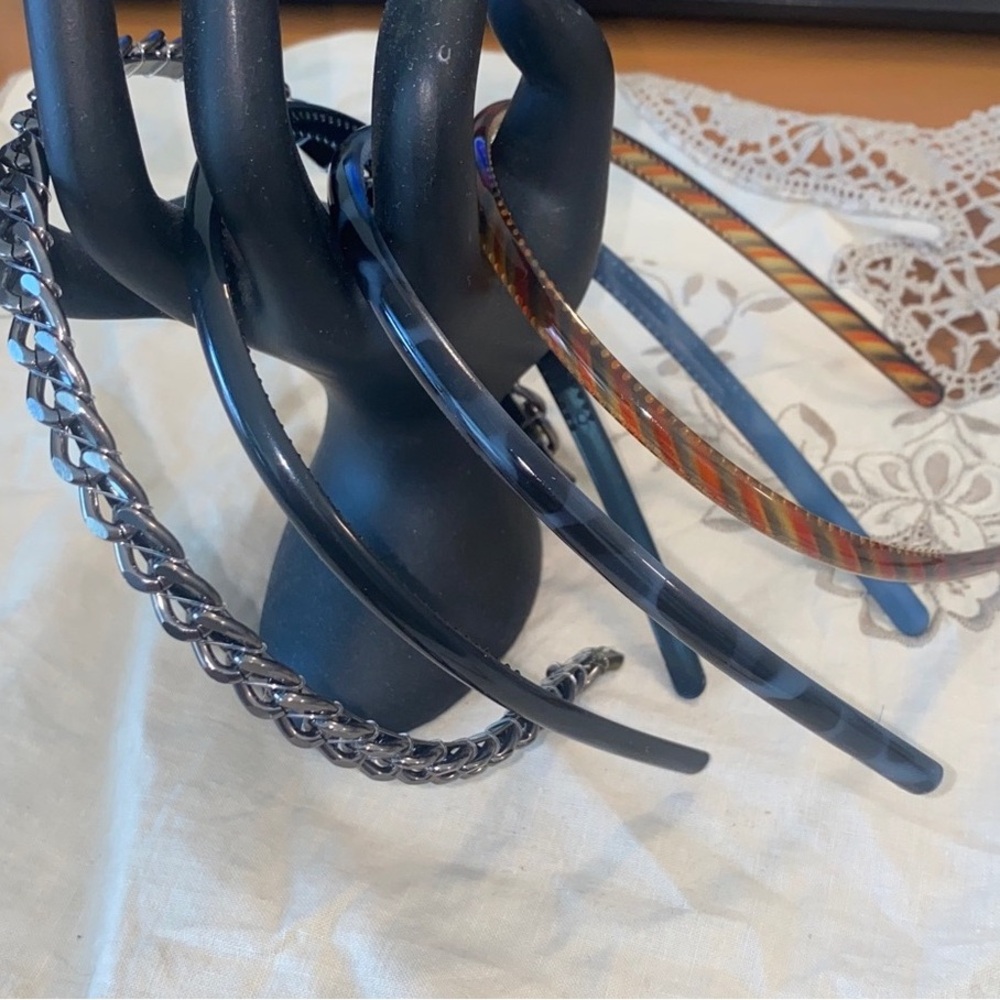 Women's Black Chain and Tortoiseshell Headband Set